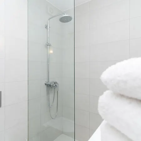 公寓 Sunnyhill With Private And Shared Pool 察夫塔特