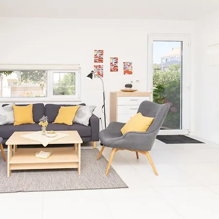 Sunnyhill With Private And Shared Pool Appartamento *