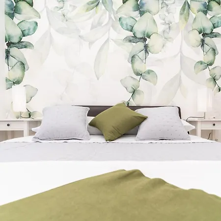 Sunnyhill With Private And Shared Pool Appartamento *