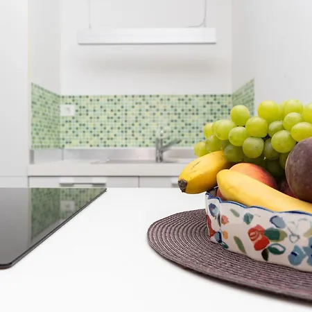 Apartment Sunnyhill With Private And Shared Pool *