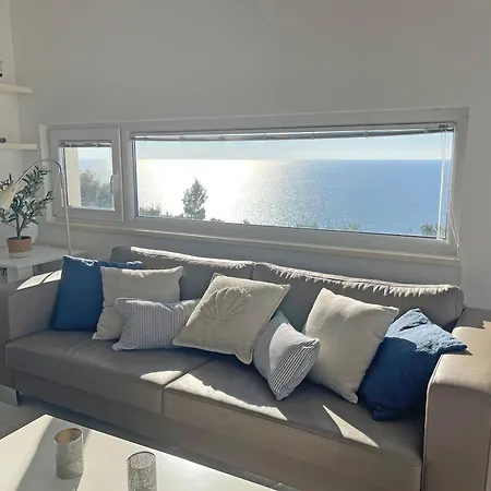 Sunnyhill With Private And Shared Pool *