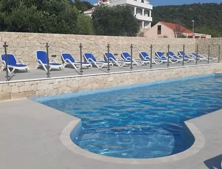 Sunnyhill With Private And Shared Pool Cavtat