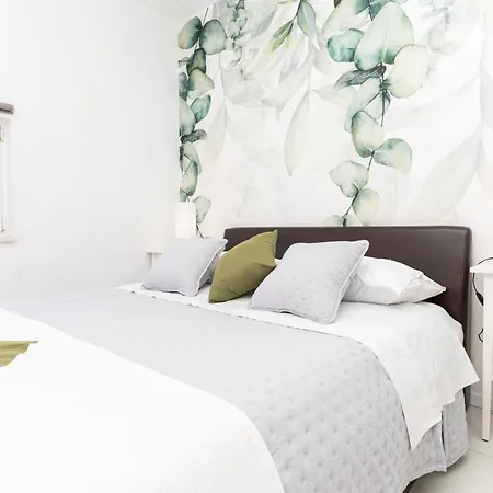 Sunnyhill With Private And Shared Pool Cavtat