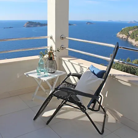 Sunnyhill With Private And Shared Pool * Cavtat