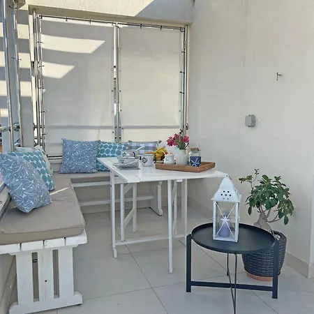 Sunnyhill With Private And Shared Pool *