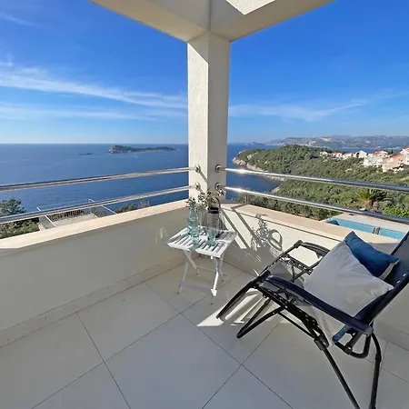 Sunnyhill With Private And Shared Pool * Cavtat