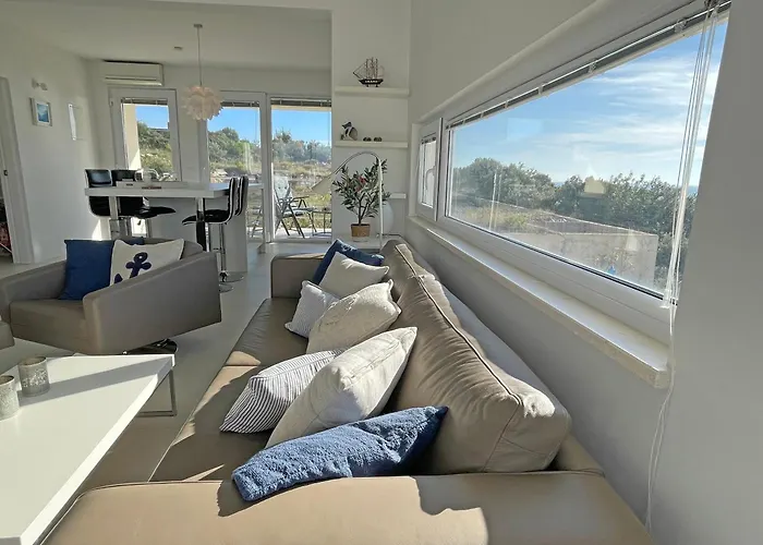 Appartamento Sunnyhill With Private And Shared Pool *